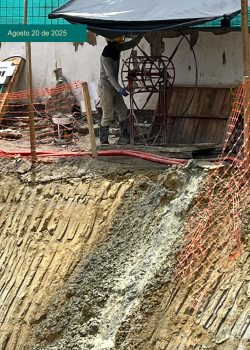 agosto-parqueadero-libertad-construccion2